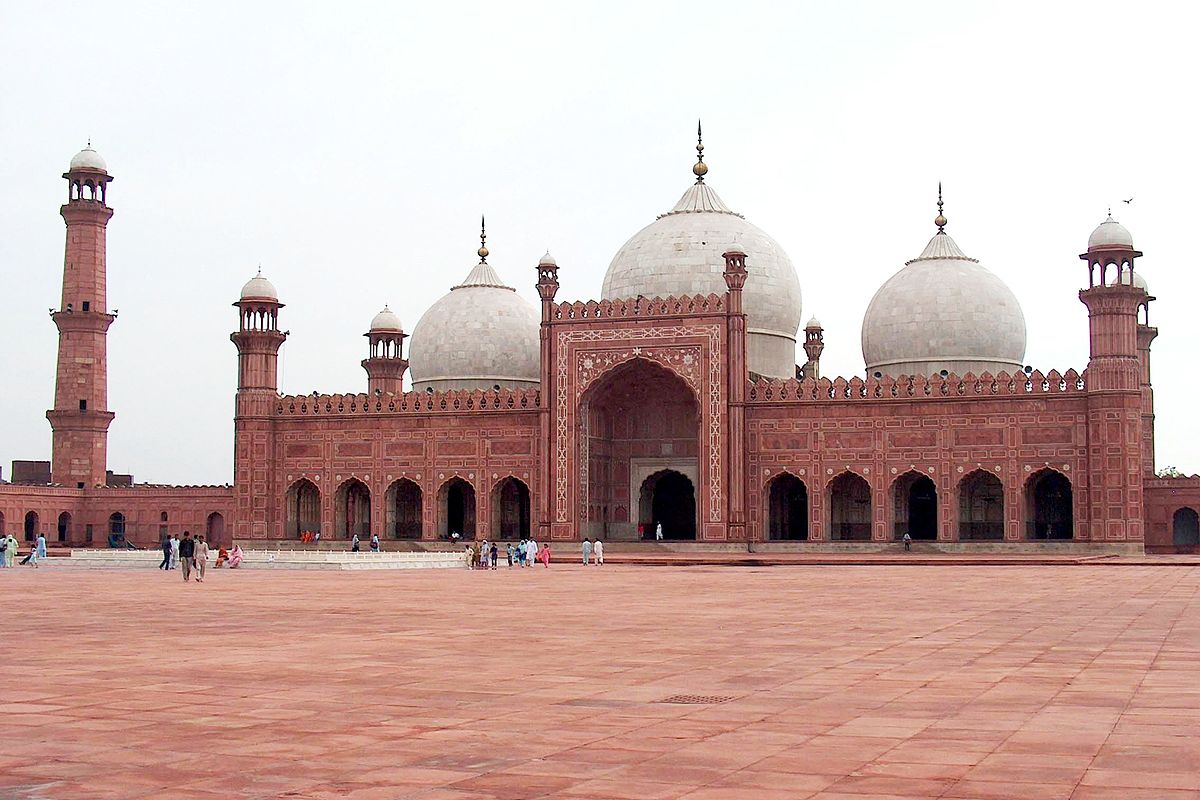 7 reasons you should definitely visit Pakistan